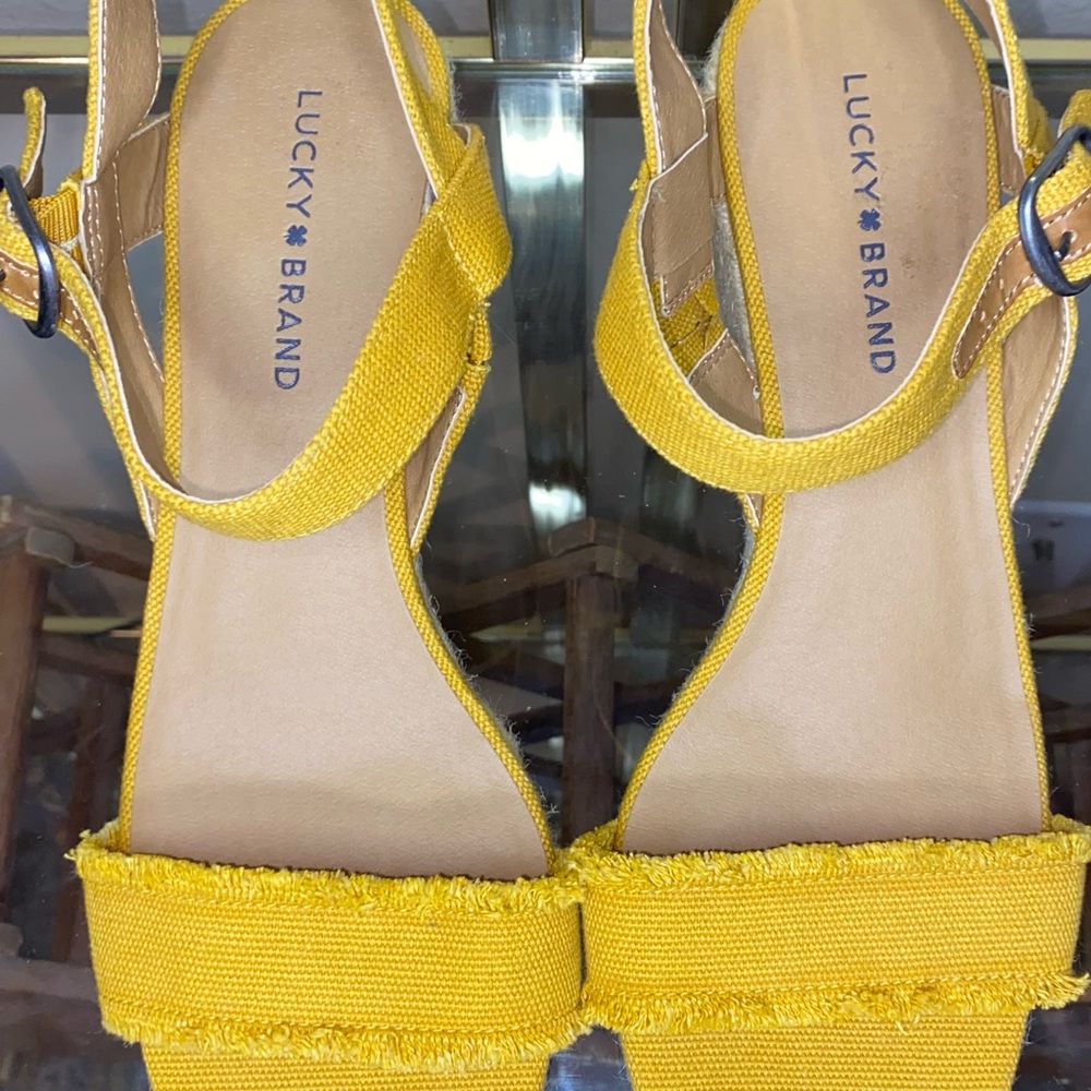 🍀Lucky Brand Mindra wedge espadrille . Size 10W - Picture 4 of 8